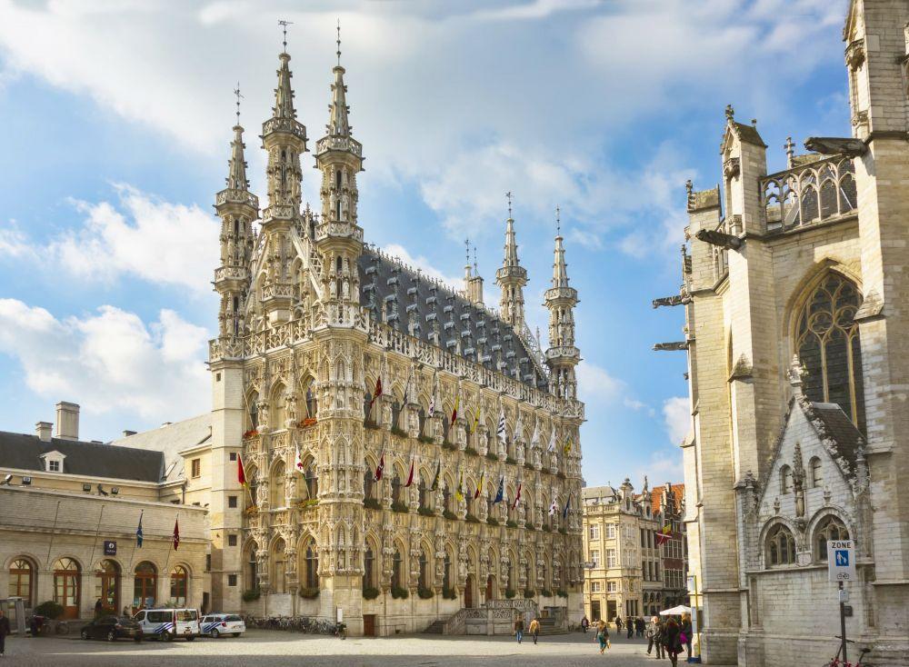 Sites belges : Hôtel de ville de Louvain